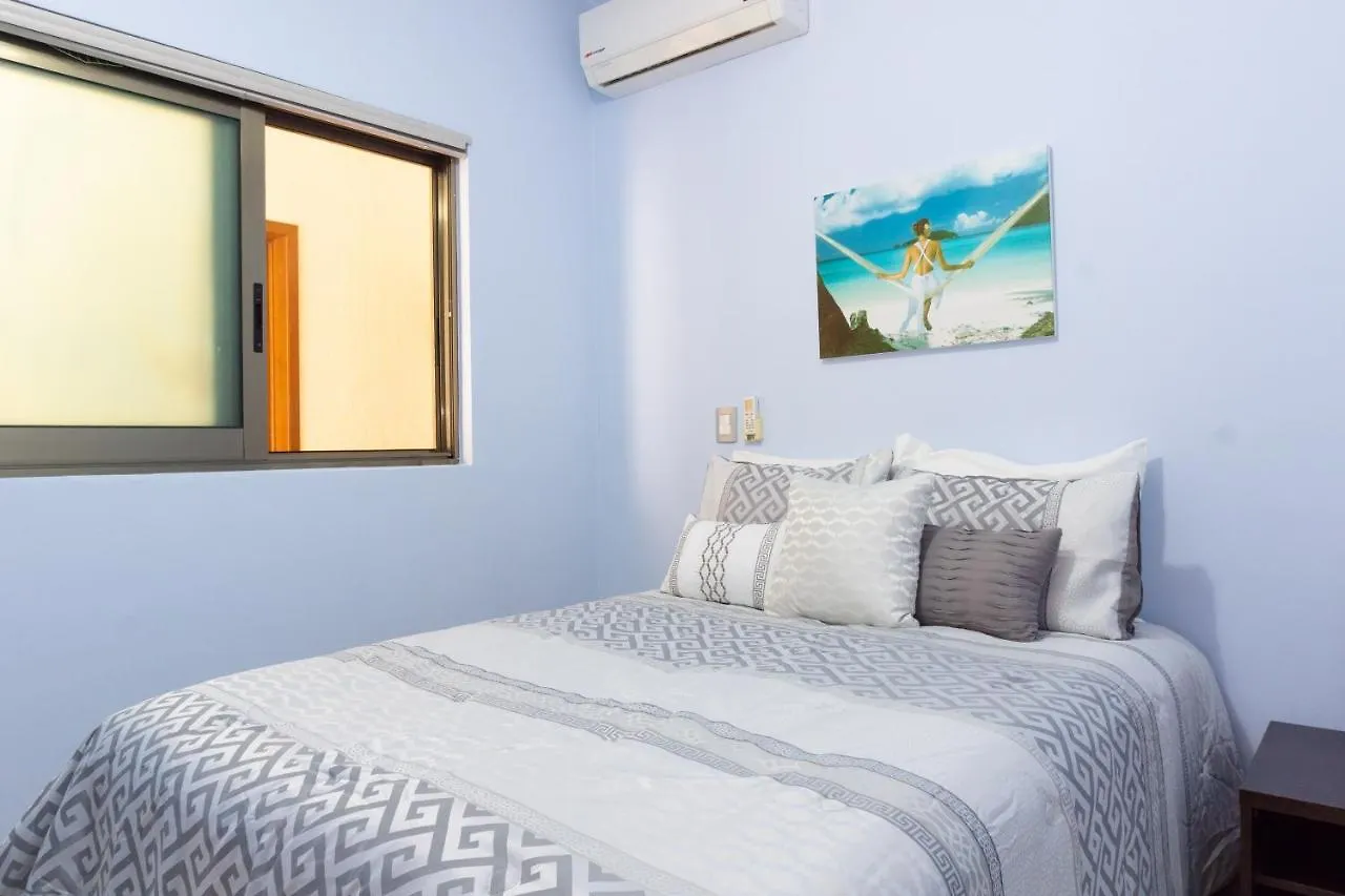 Paseo Del Sol Surf 203 Condo Playa del Carmen 0*,  Meksika